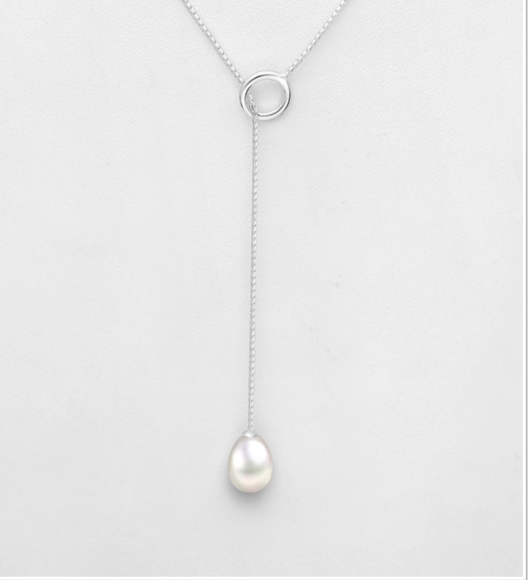 Fresh Water Pearl Drop Necklace Media 1 of 1