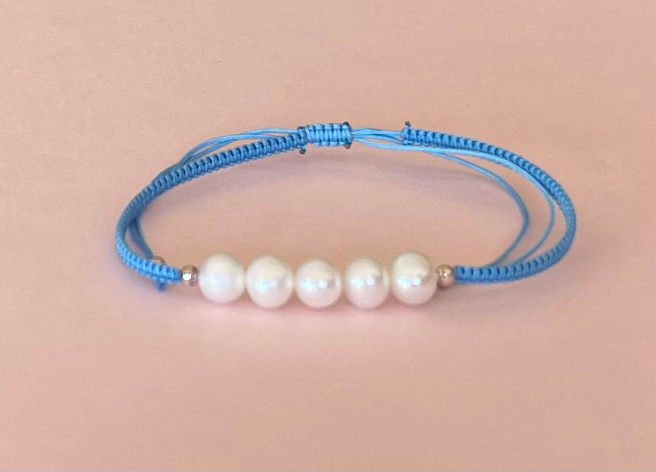 Five White Fresh Water Pearls on Adjustable Cord Bracelet Sky Blue Media 4 of 9